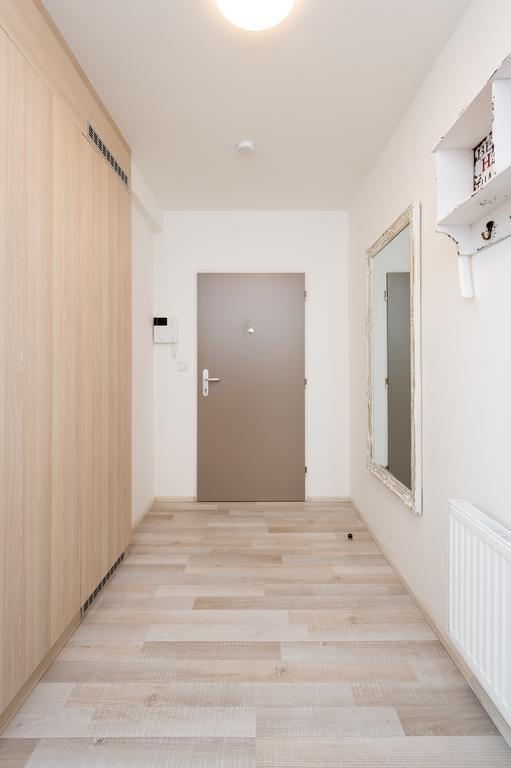 Apartment Sokolska Prague Exterior photo